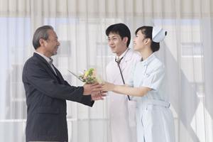 噛める喜びを取り戻すインプラントはここ